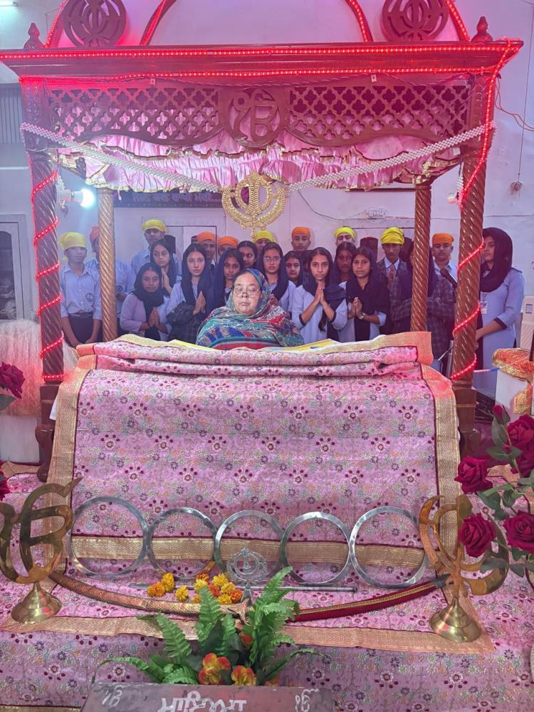 DBN MM school students visiting the Gurdwara on Guru Nanank Jayanti to learn the values of peace and service".