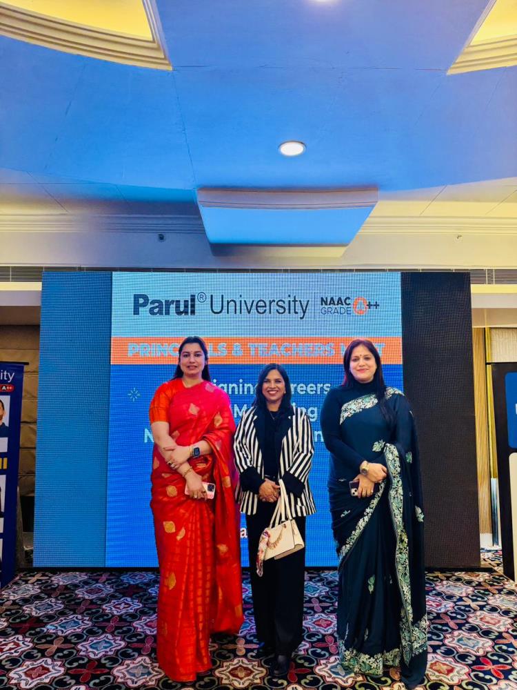 Principal Mrs. Priya Singh attended an insightful workshop on Designing Careers through Mentoring and Neurolinguistic Techniques and was felicitated for her leadership and commitment to education.