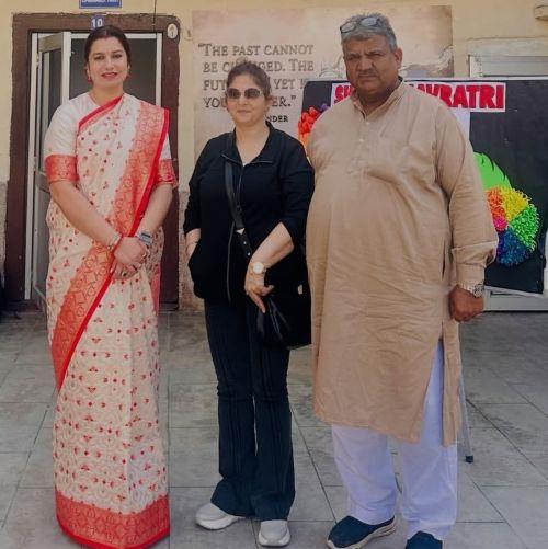 Our proud alumna Mrs. Jaspreet Aluwalia (Batch 1986) returned after four decades, reliving cherished memories.