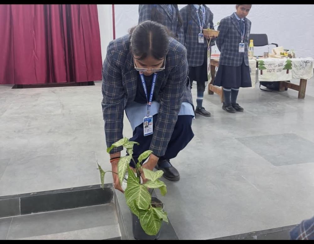 Mr. Kewal Wadhera, an inspiring 85-year-old social activist from Jammu–Kashmir (U.T.), continues to work tirelessly for community awareness and social responsibility.