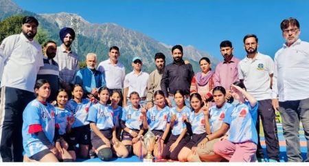 Congratulations to Rashu Kohli, Class XI, for representing J&K Kabaddi District Team and securing 3rd position at Anantnag! 🏆