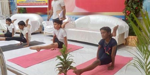 Shivam of Class 6 won Gold at the J&K UT Yoga Championship and was selected for the Junior National Yoga Championship. 🥇