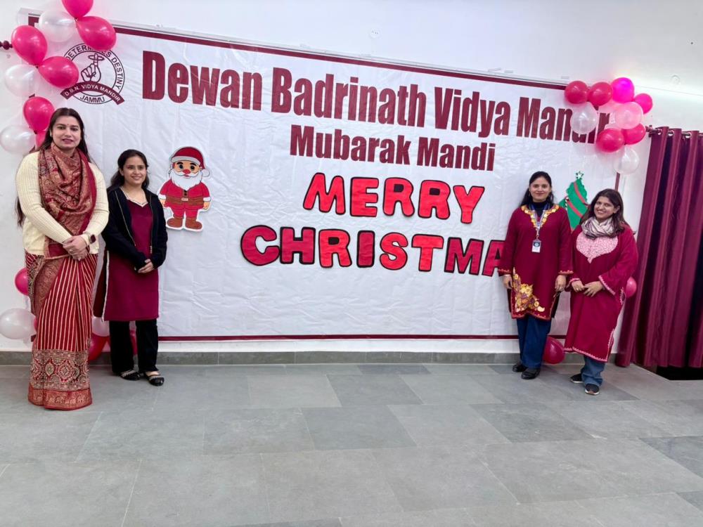iny hands, big joy, and festive cheer 🎄✨ Our Pre-Primary and Primary wing celebrating Christmas with smiles, songs, and lots of happiness!(2025)