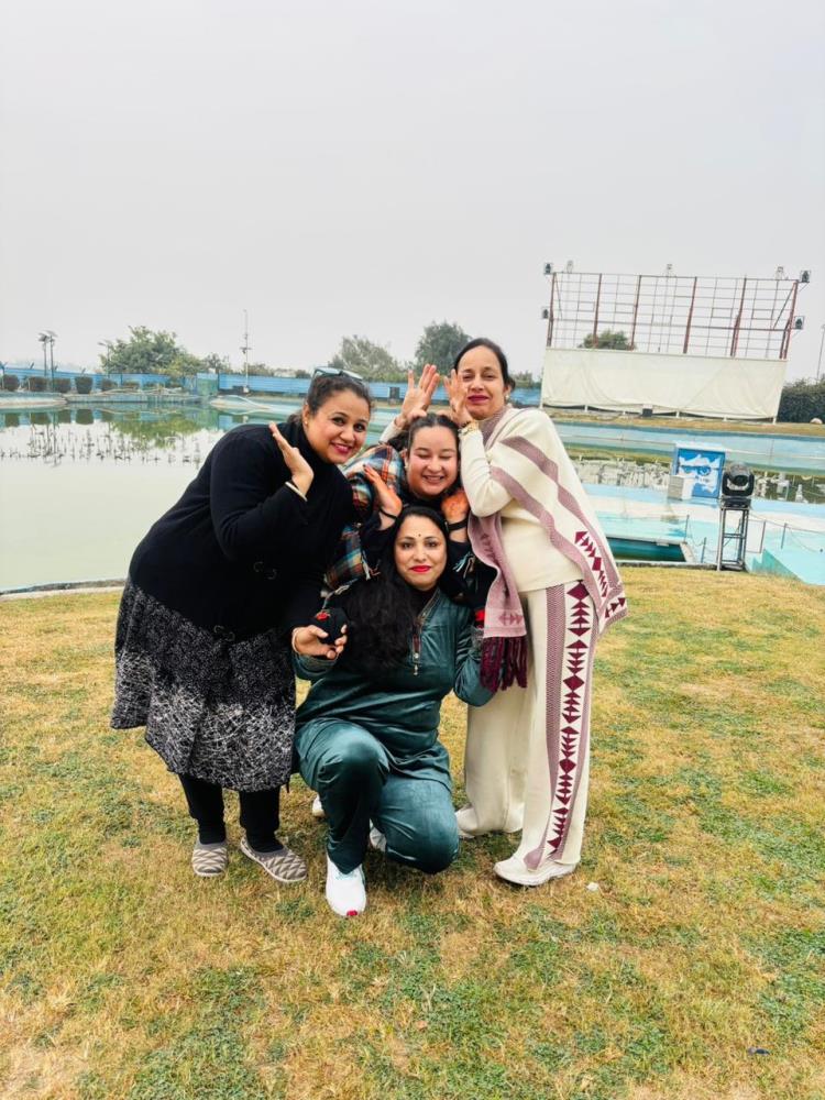 Little feet, big smiles, and endless fun! Our Pre-Primary and Primary students enjoying a joyful picnic at Aquaplex Crown—memories made, laughter shared!(2025)